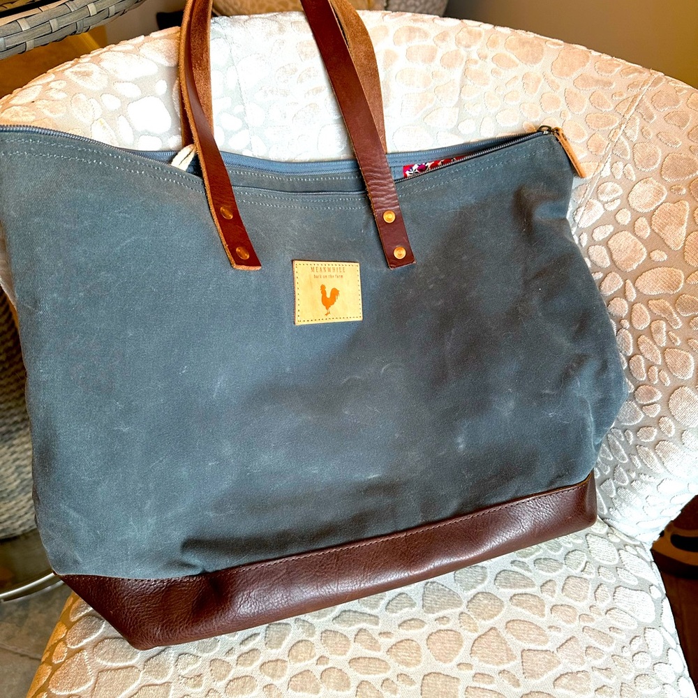 Meanwhile Back On The Farm Blue Adveture Tote (please read full description)
